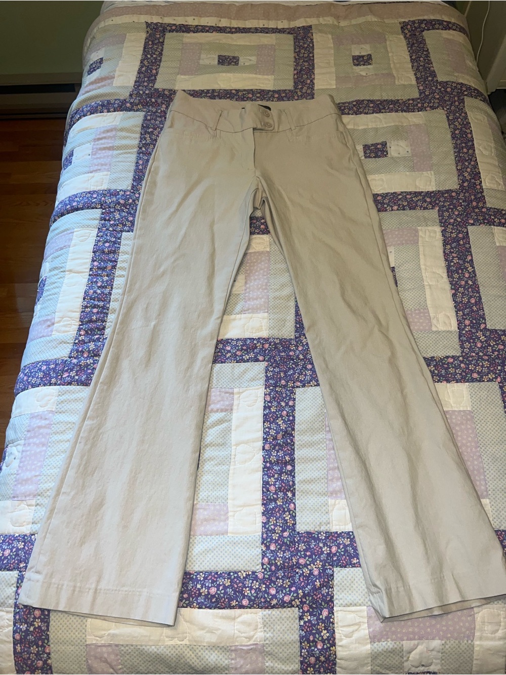 Suzy Shier Beige Boot-Cut Women’s Pants